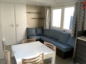 Property With 3 Bedrooms in Les Mathes, With Shared Pool, Furnished Garden and Wifi - 5 km From the Beach