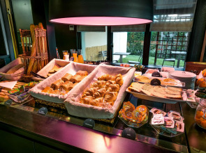 Hôtel Campanile Toulouse Nord - Sesquières