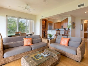 Hale Lolii 2 Bedrooms 2 Bathrooms Condo