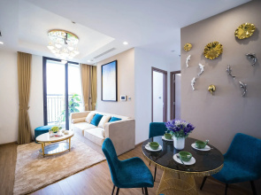 Canh Apartment in Vinhomes Green Bay