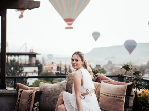 Royal Stone Houses - Goreme