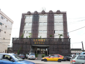 Lewat Hotel