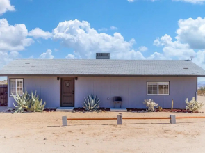 @ Marbella Lane - Joshua Tree Secluded 5 Acres!