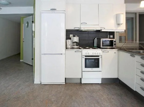 Slottsskogens Hostel