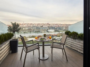 Mövenpick Hotel Istanbul Golden Horn
