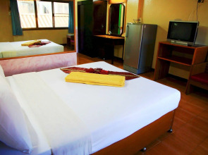 Seashore Pattaya Resort