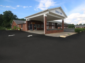 Surry Inn - Dobson - I-77 - Exit 93