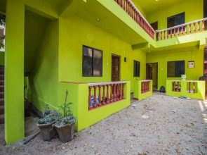 OYO 12435 Home Sunny 2BHK Uddo Beach