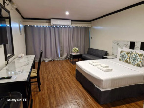 Town In Town Garden Resort