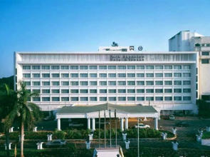 Sheraton Park Hotel & Towers