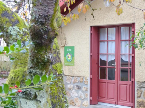 Gîte Hérisson, 3 pièces, 5 personnes - FR-1-489-15