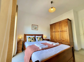 Quarteira Central 2 by Homing