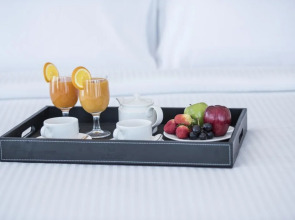 Sunday Mega Hotel Sheikh Zayed Road