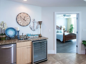 Three Bedroom Unit With Gulf Views - Unit Crd0413