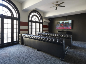 Chicago Getaway Hostel