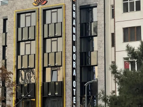 Grand Dora Hotel