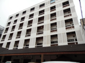 Douang Deuane Hotel