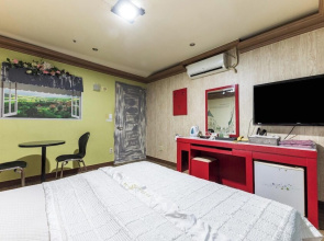Seven Motel
