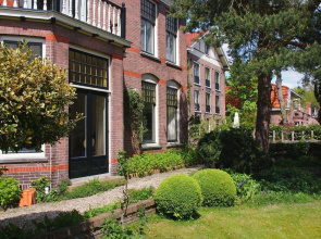 Luxurious Villa in Haarlem with Two Ponds