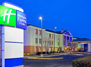 Holiday Inn Express Hotel & Suites Carneys Point by IHG