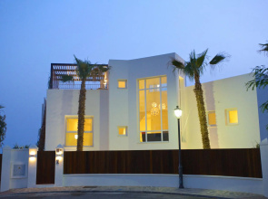 24550-Exquisite Villa Near Beach - Heated Pool