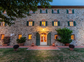 Villa Rapondi, a Farmhouse with View