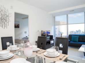 Modern 2BR Apt in Crystal City Arlington