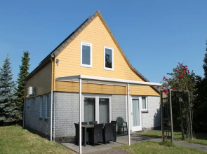 Holiday Home in Zeeland With Garden Terrace
