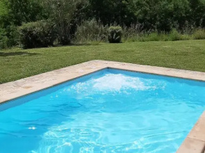 2 bedrooms appartement with shared pool furnished garden and wifi at Montecarlo
