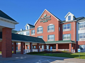 Country Inn & Suites by Radisson, Coralville, IA