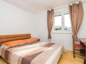 Beautiful Home in Banjol With Wifi and 2 Bedrooms