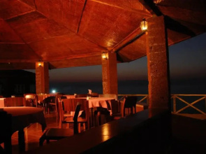 Honey Beach Cottages