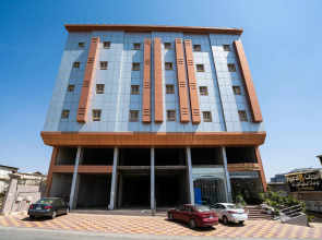 OYO 545 Golden Galaxies Furnished Units