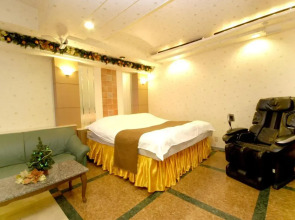 Love Hotel Katsuragi Chapel Christmas - Adult Only