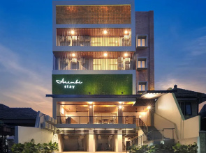 Arimbi Stay Surabaya