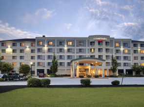 Courtyard by Marriott Lancaster