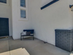 Upgraded 4-bdrm Beautiful Home W/pool!