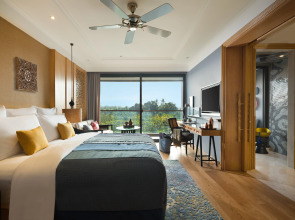 Отель Indigo Bali Seminyak Beach