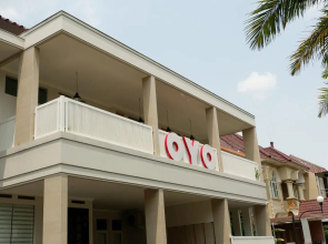 OYO 493 Permata Jingga AA 19 Boutique Syariah