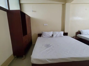 OYO Red Chilly B&b