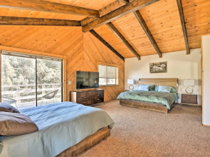 Luxe Escape w/ Decks, Mtn Views, Game Room!