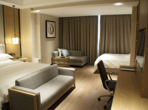 Ramada Plaza Wyndham Shengzhou City Center