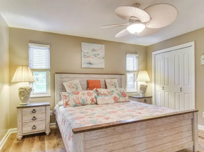 6 Mi to Clearwater Beach: Home w/ Furnished Lanai