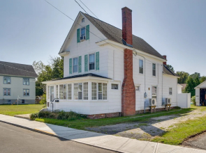 Chincoteague Home w/ Pool - Walkable Location!