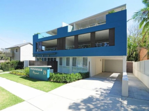 Luxury Apartment with WIFI a Lift Smart TV and Private Terrace