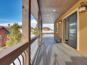 ~ 3 Mi to Granby Ranch: Spacious Cabin Home!