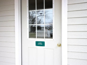 Peach Tree Inn & Suites