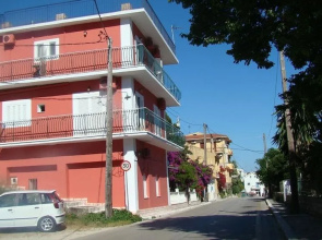Dionisis Apartments