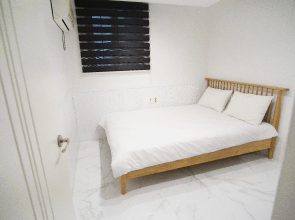 Taean Syaron Pension