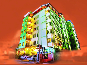 Hotel Yadanarbon